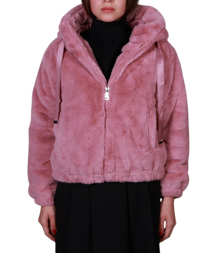 Giubbotto ecopelliccia con cappuccio