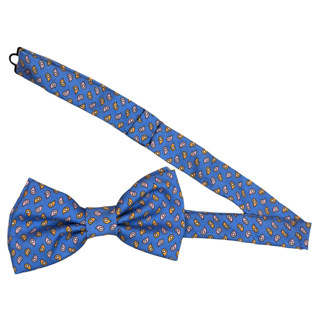 Papillon cotone annodato a mano fantasia gocce realizzato con cura sartoriale