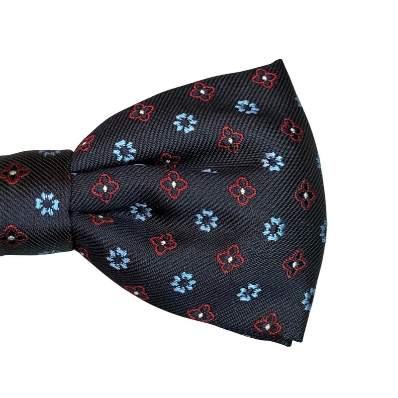 Papillon disegno quadrifoglio e fiori in seta annodato con finitura sartoriale