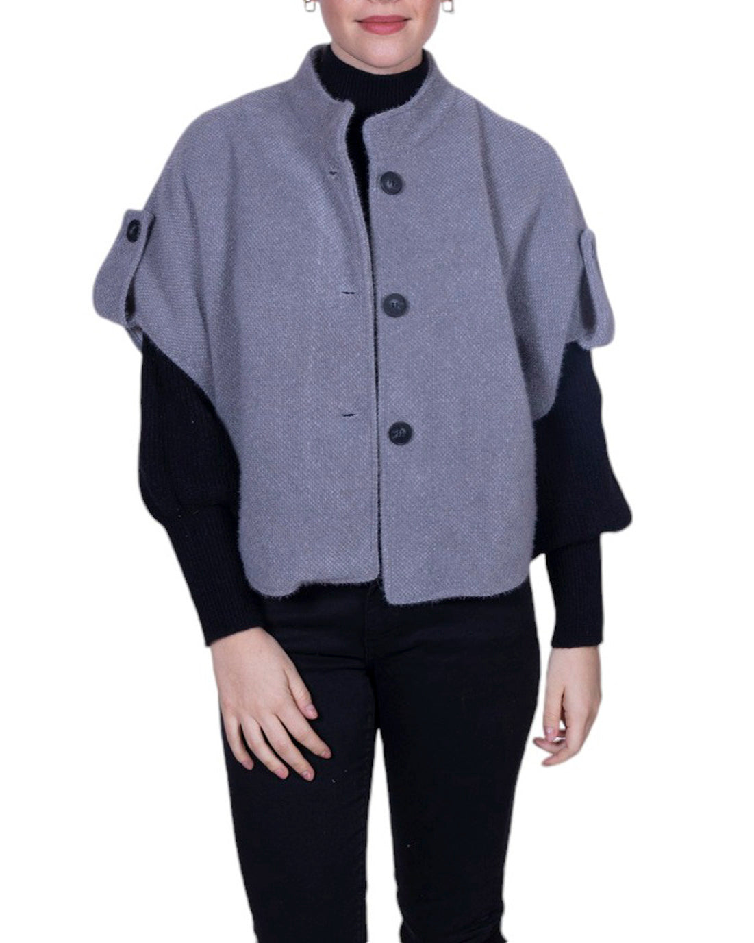 Cappa donna con chiusura a 3 bottoni e maniche 3/4 risvoltabili con alamaro