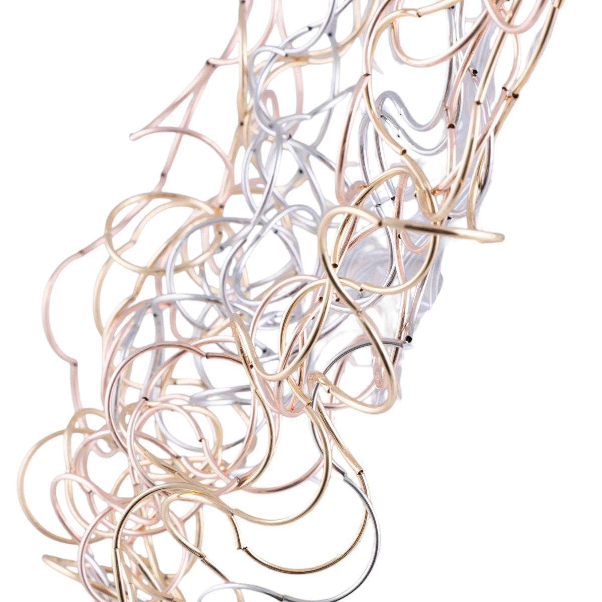 Collana multifilo arricciata