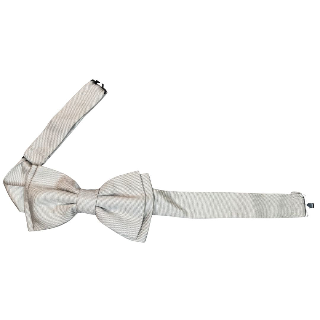 Papillon in faille di seta verticale rifinito a mano con profilo in tono