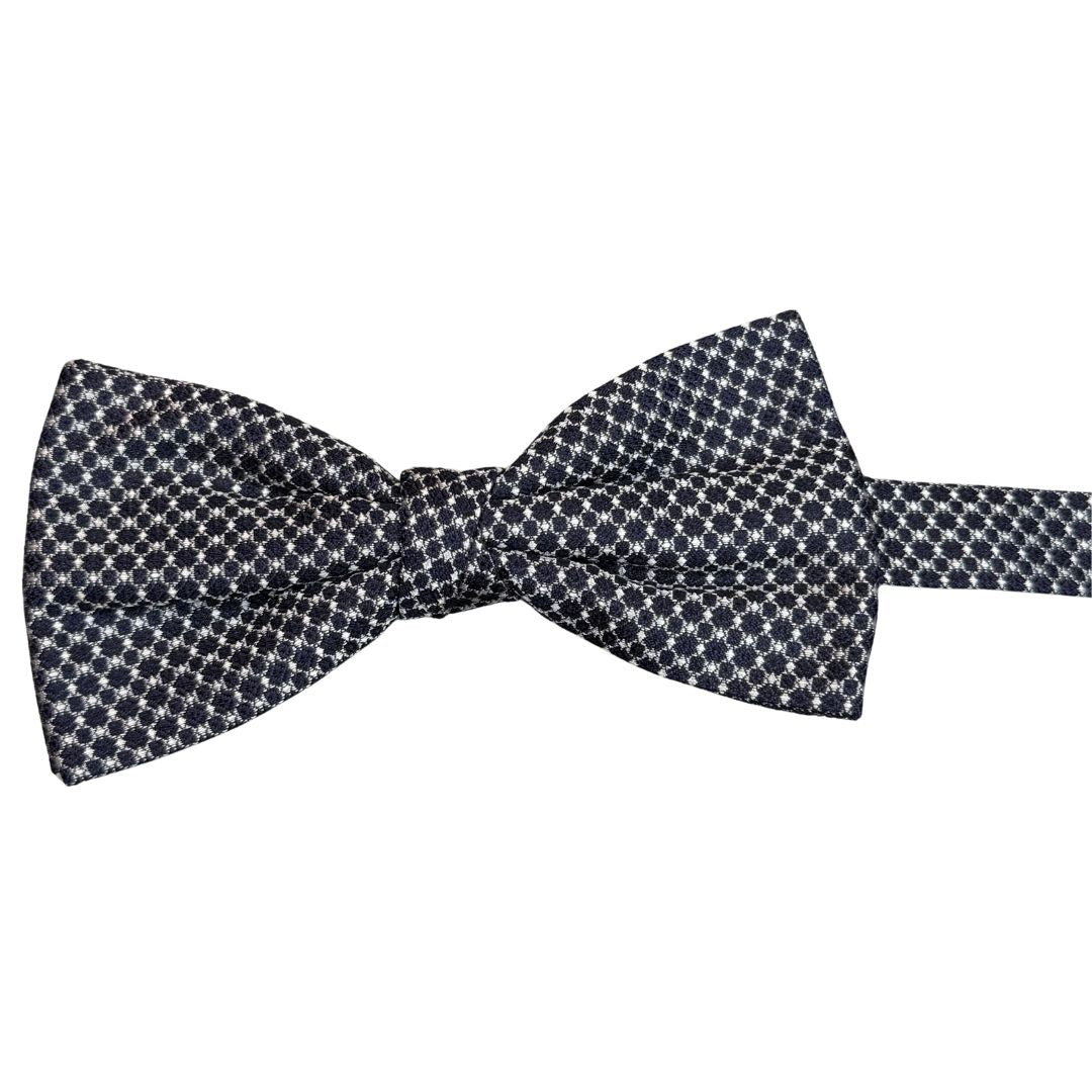 Papillon in seta jacquard disegni geometrici tessuto pregiato e nodo sartoriale