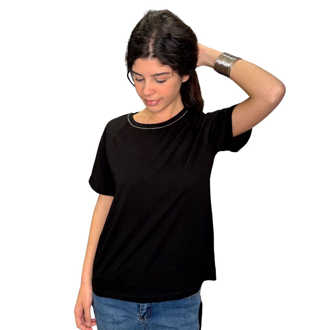 T-shirt donna con catena collo argento