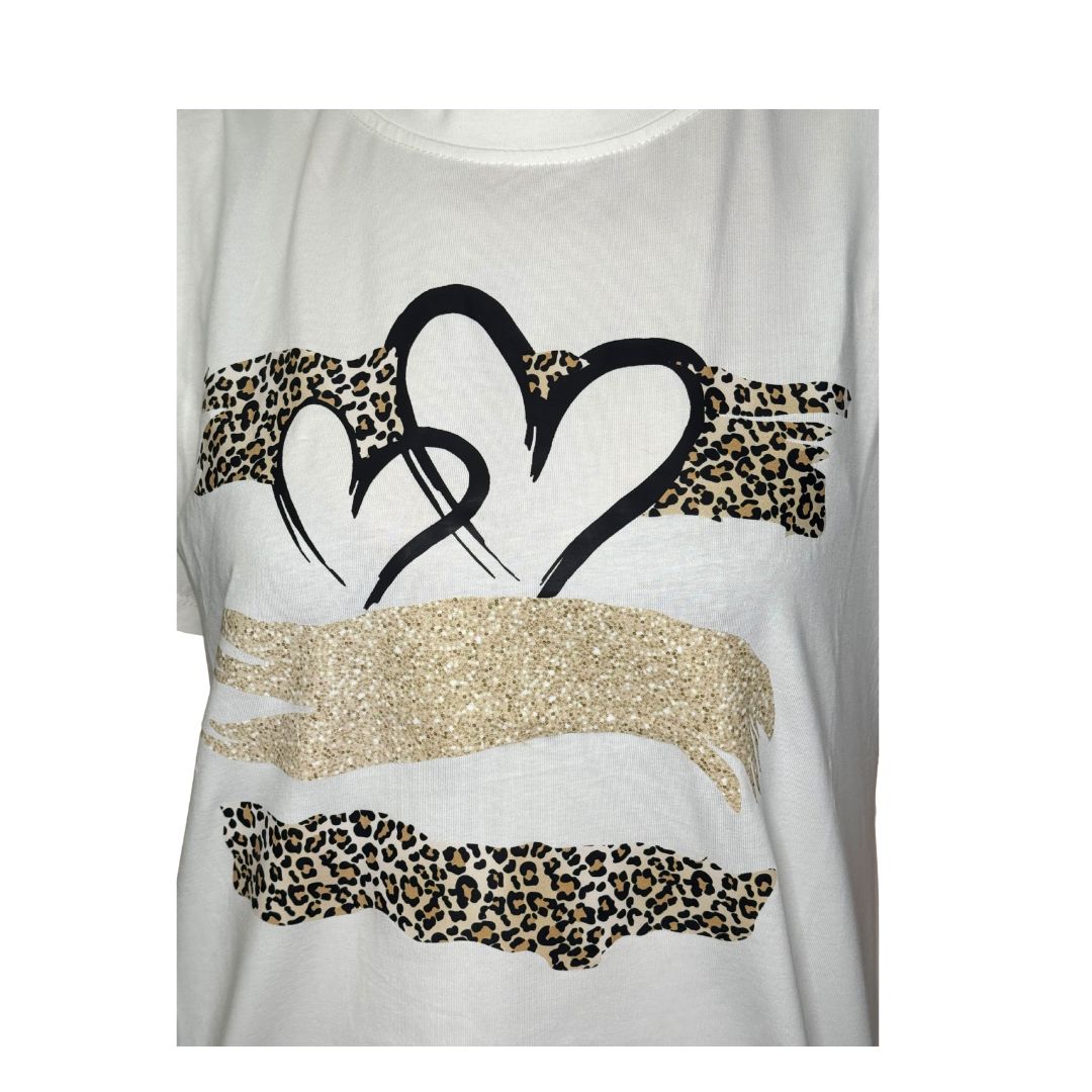 T-shirt donna con cuori e stampe leopardate