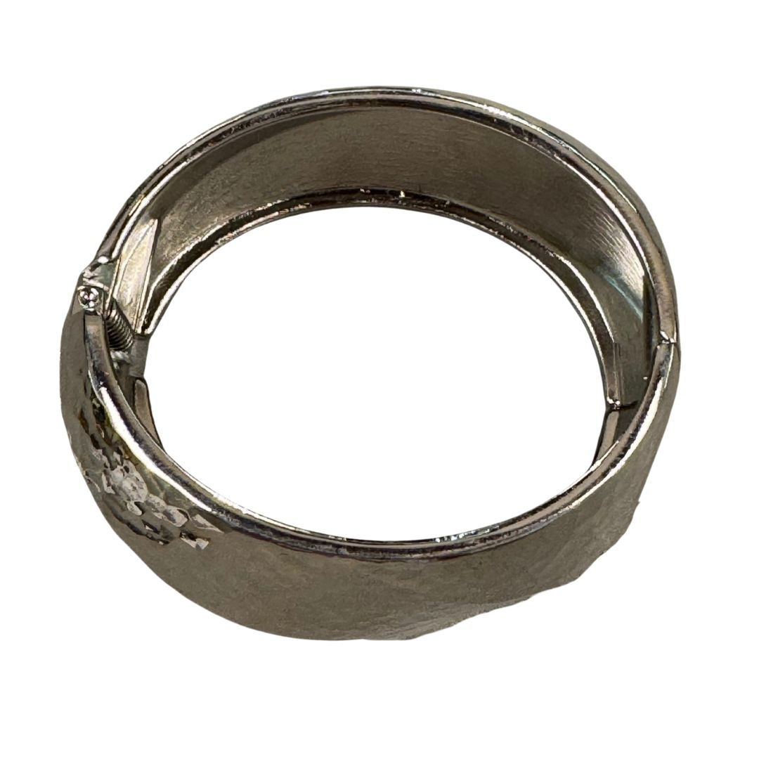 Bracciale rigido bombato martellato