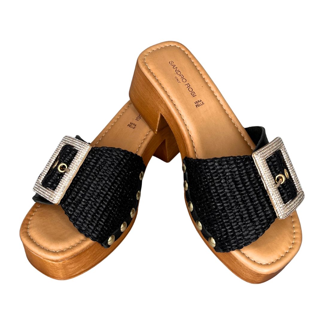 Sandalo donna con tacco largo fibbia gioiello tomaia in rafia