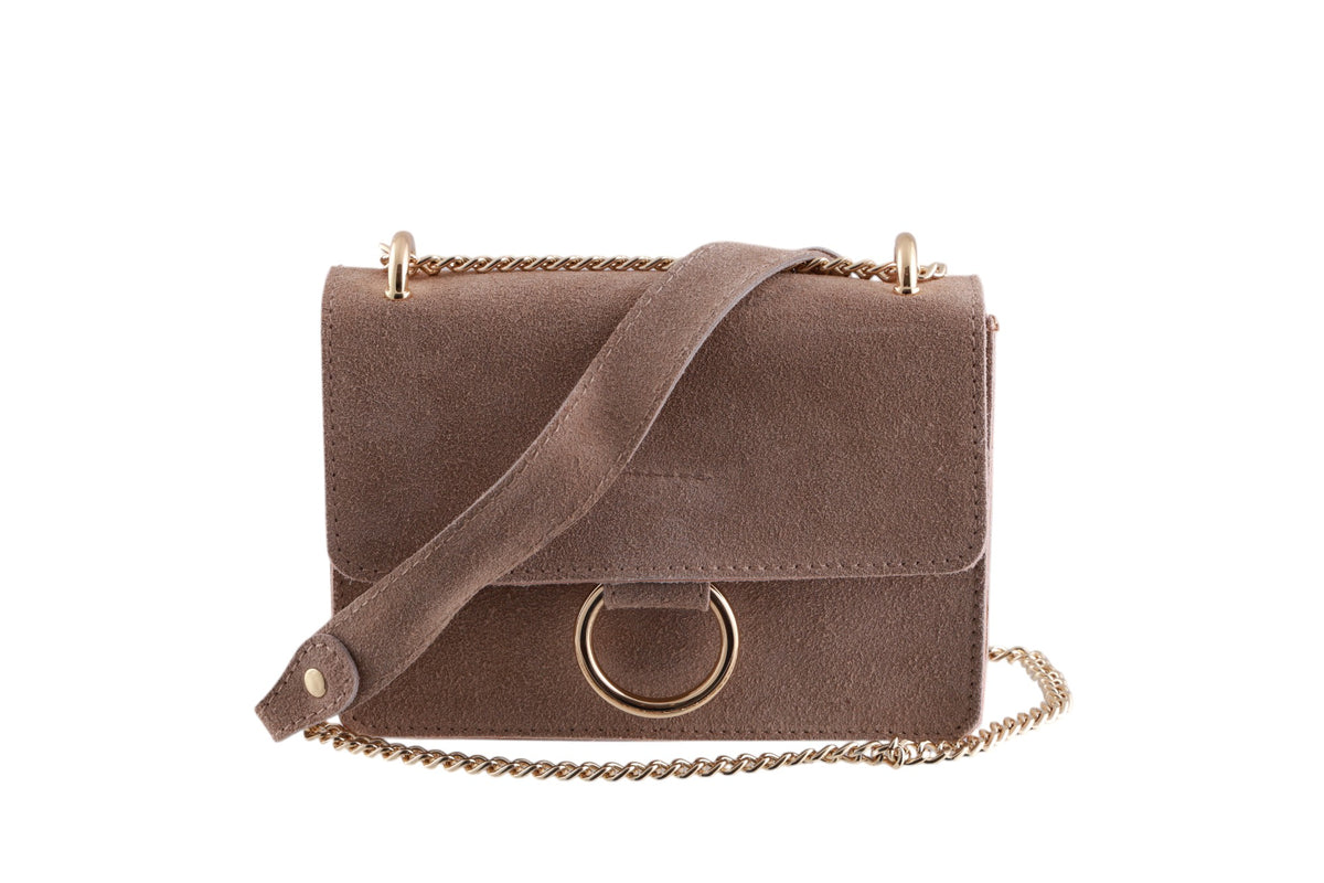 Borsa tracolla scamosciata con catena oro