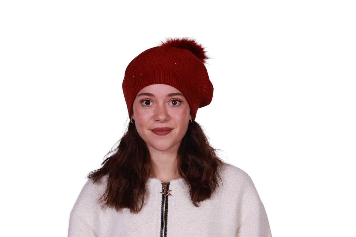 Cappello basco con pon pon e brillantini