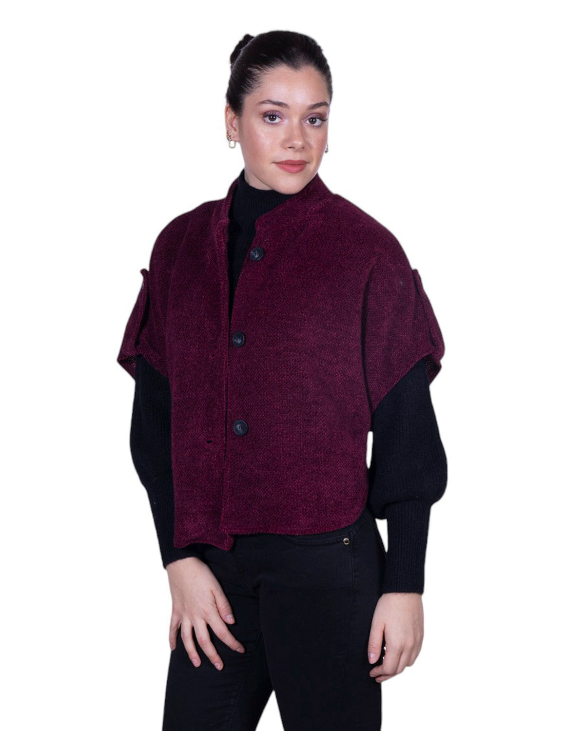 Cappa donna con chiusura a 3 bottoni e maniche 3/4 risvoltabili con alamaro