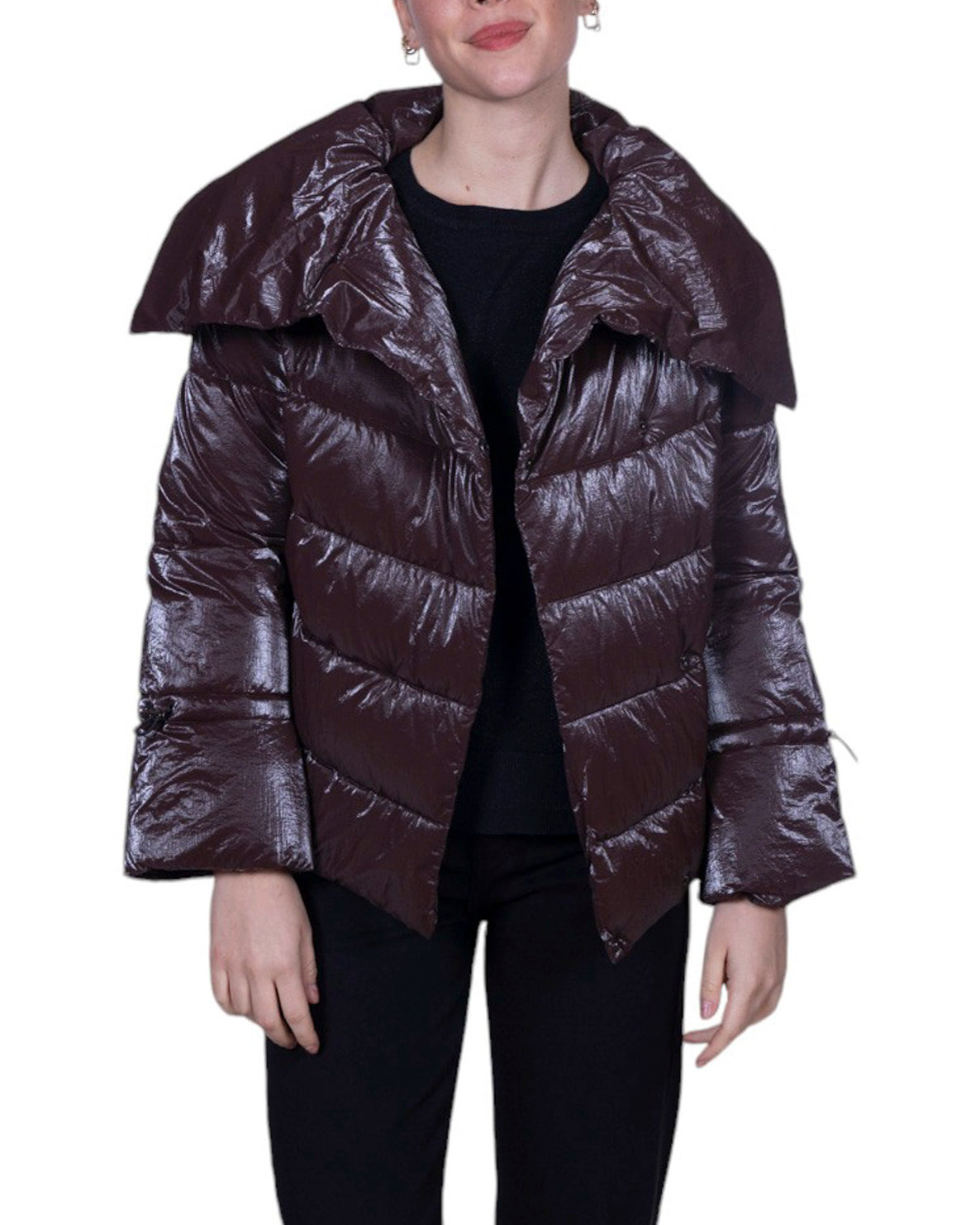 Giubbino bomber metallizzato effetto lucido con maxi collo e chiusura zip