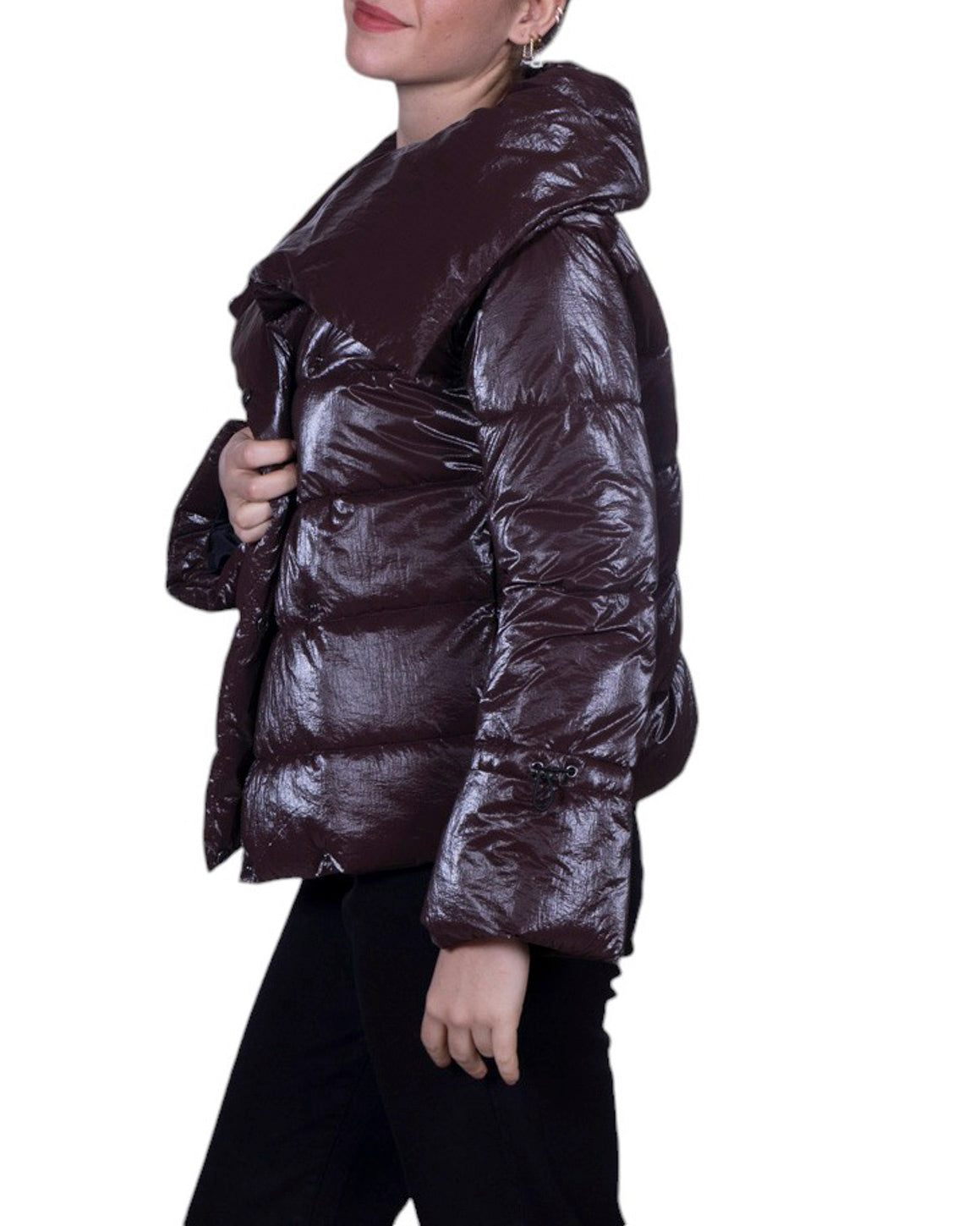 Giubbino bomber metallizzato effetto lucido con maxi collo e chiusura zip