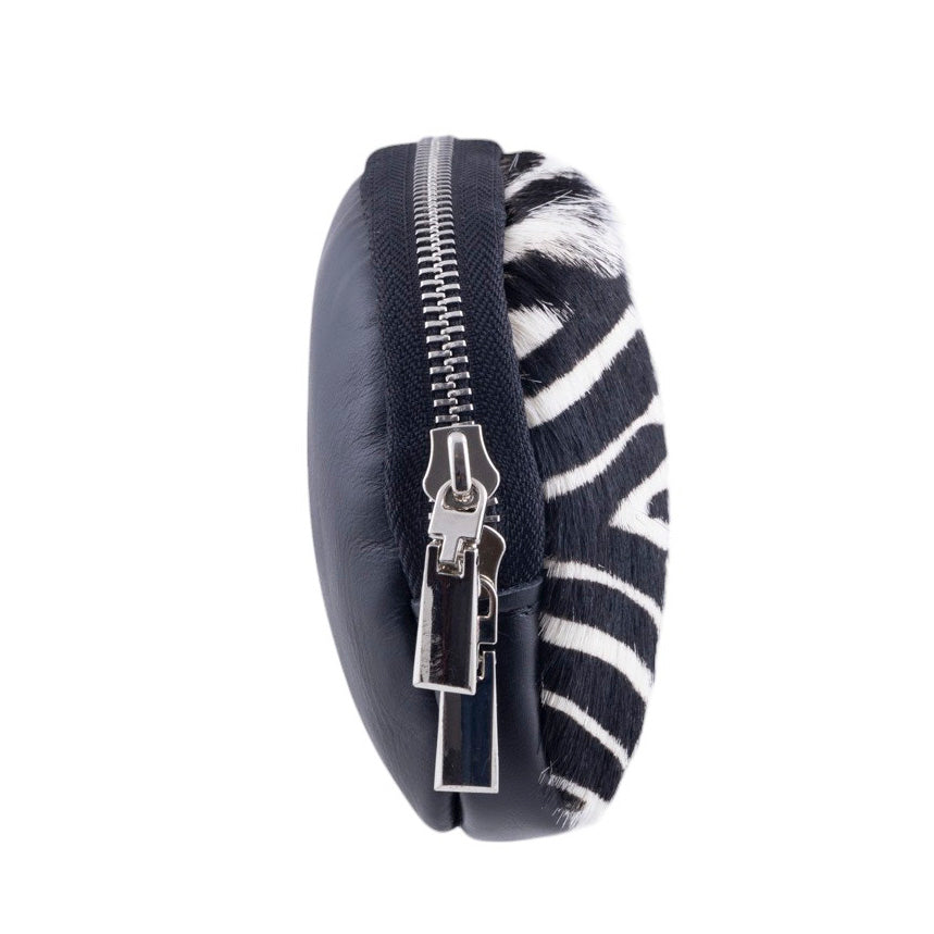Portamonete in vero cavallino fantasia zebrata con struttura in pelle rigida