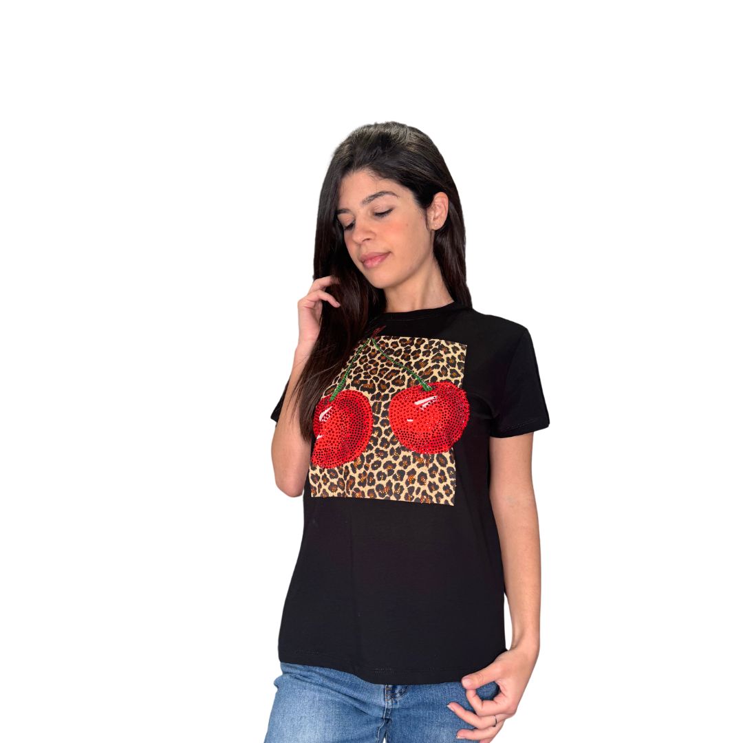 T-shirt ciliegia con strass