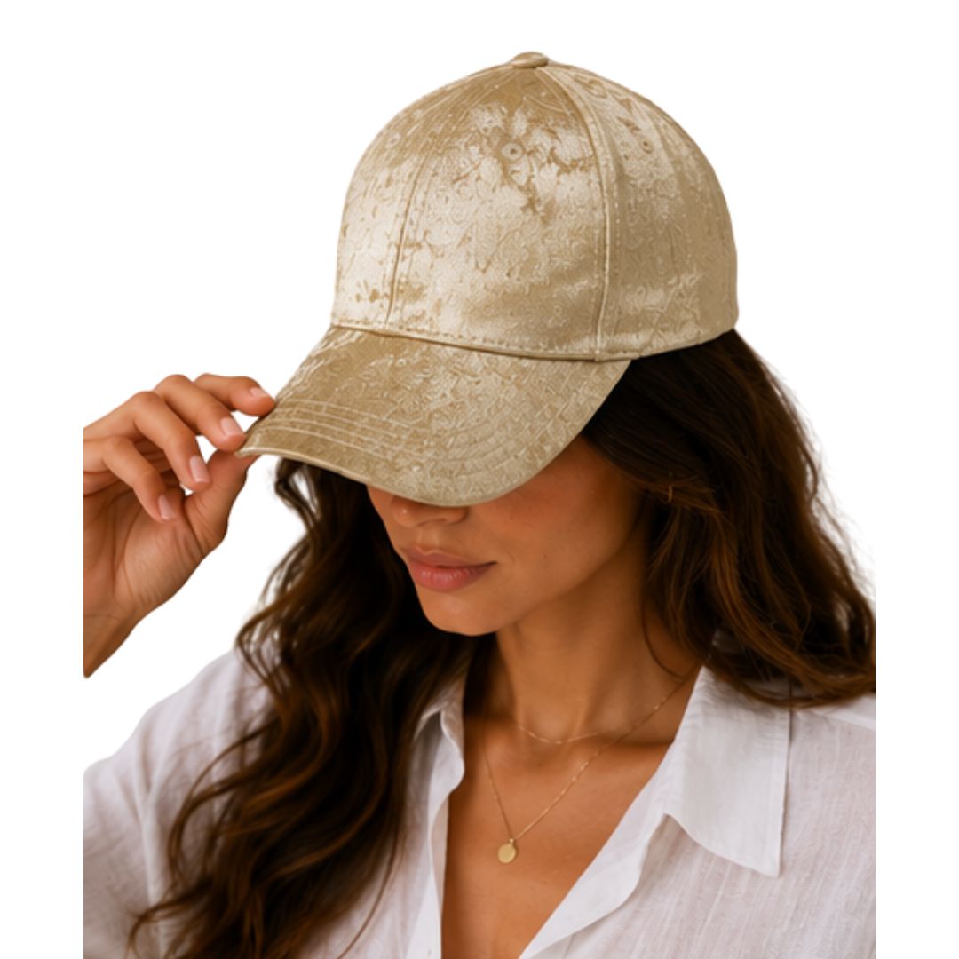 Cappello donna con visiera, in tessuto spalmato cangiante Made in Italy