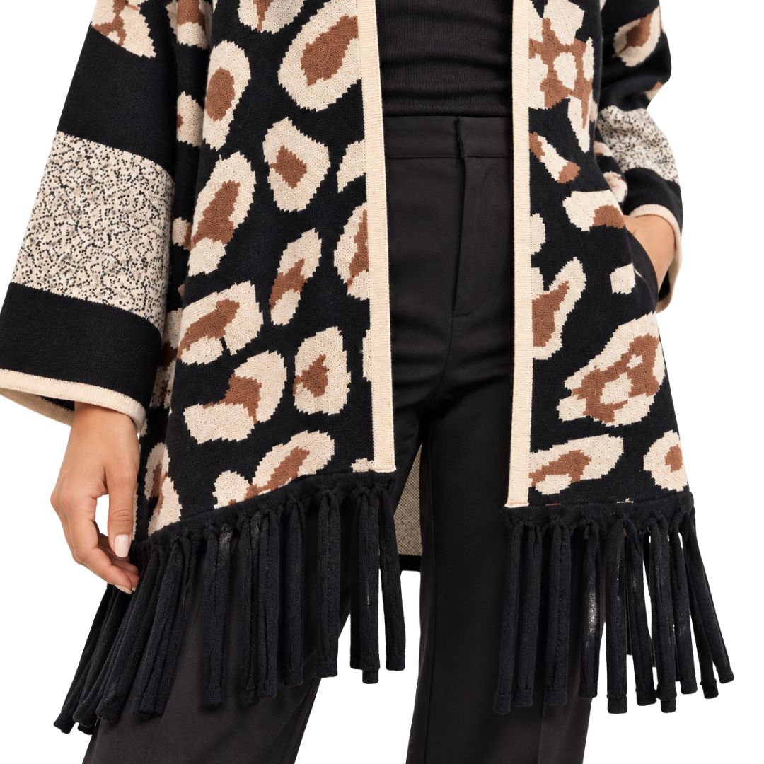 Cardigan donna in maglia senza bottoni fantasia maculata con frange