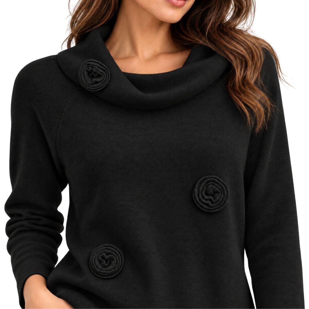 Maglia donna collo a bevero con applicazioni fiori