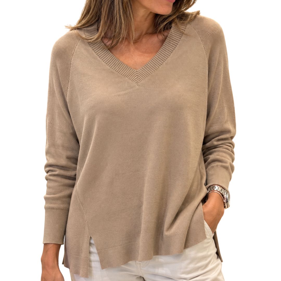 Maglia donna in misto viscosa con scollo a v tinta unita
