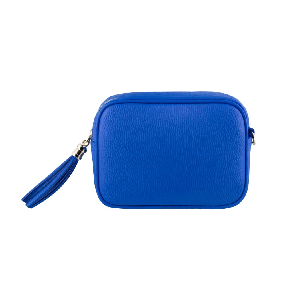 Borsa cubotto in vera pelle martellata con tracolla regolabile e zip superiore